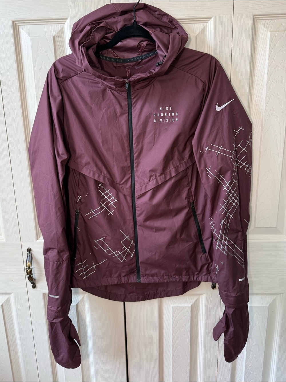 Nike Storm-FIT Run Division Flash Jacket Burgundy Mittens Reflective Mens Size S